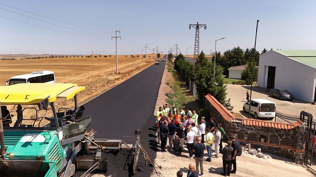 Büyükşehir 2025’te 67,5 kilometre asfalt serdi