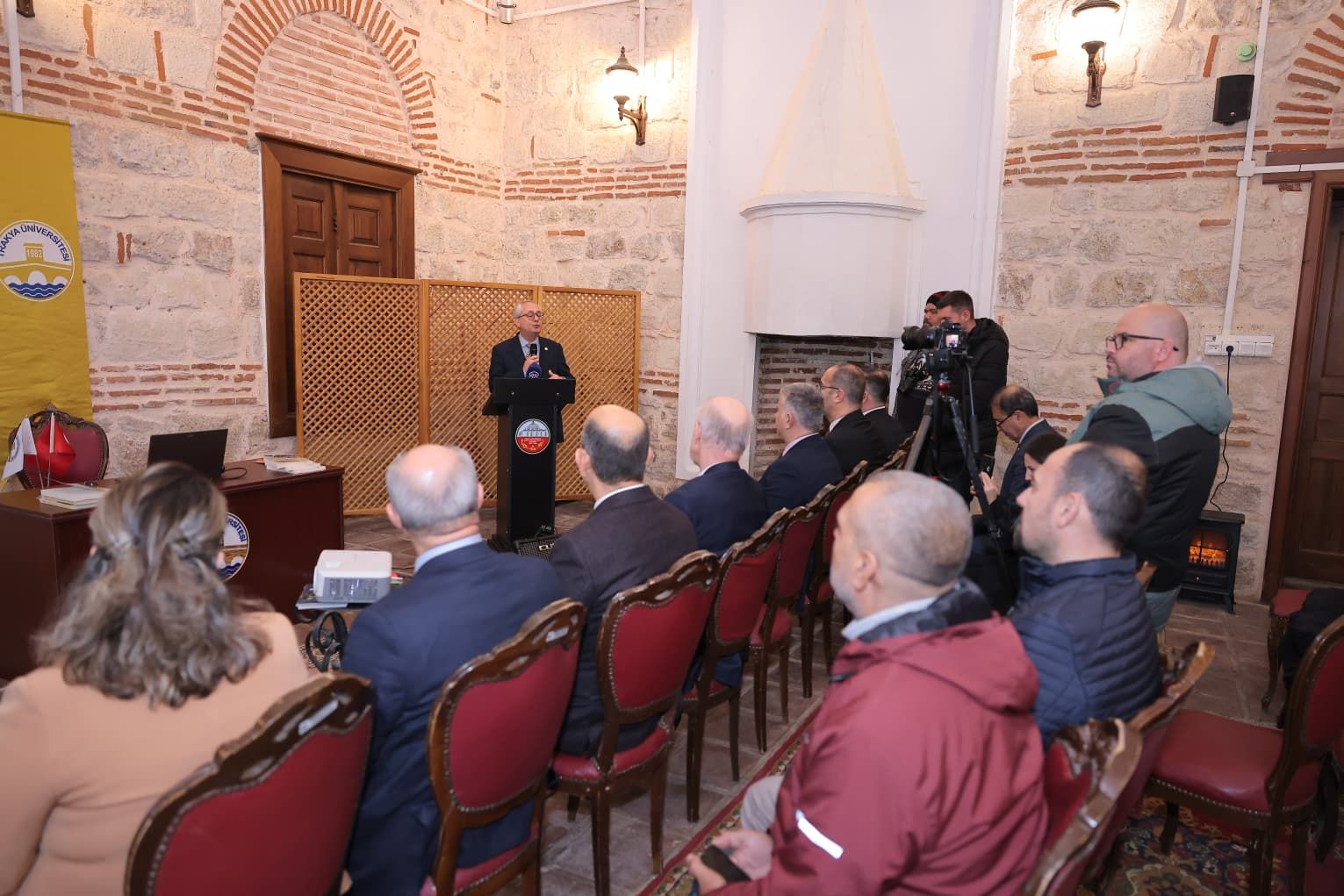 “Edirne Kuşatmasına Vali Halil Bey’in Gözünden Bakmak” kitabı tanıtıldı
