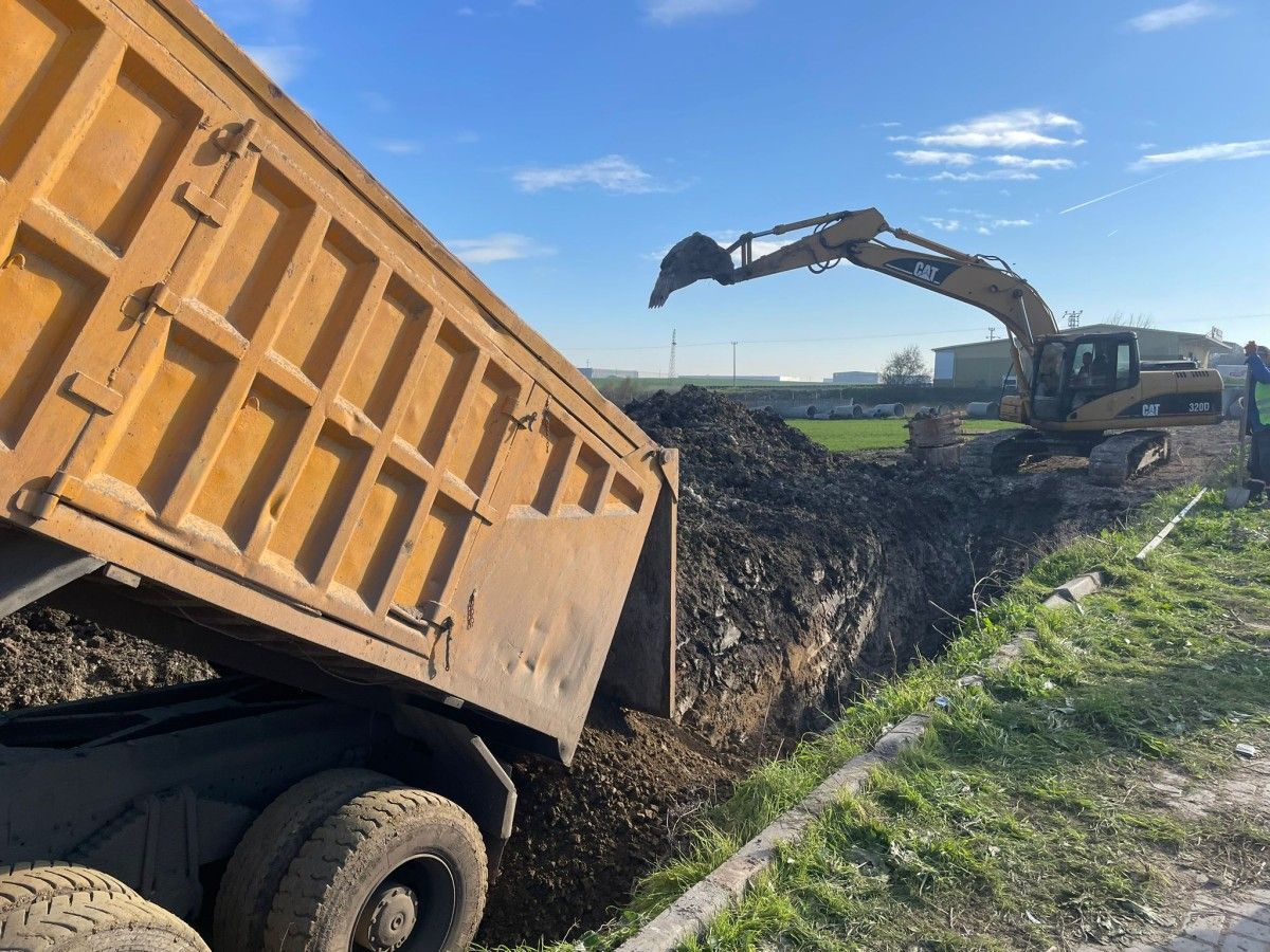 620 metrelik yeni kanalizasyon ve yağmur suyu hattı