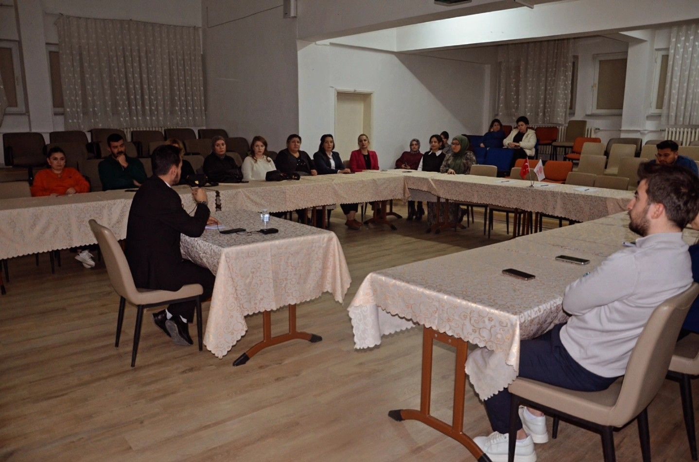 ‘Değerler Eğitiminde Ailenin Önemi’ söyleşisi yapıldı