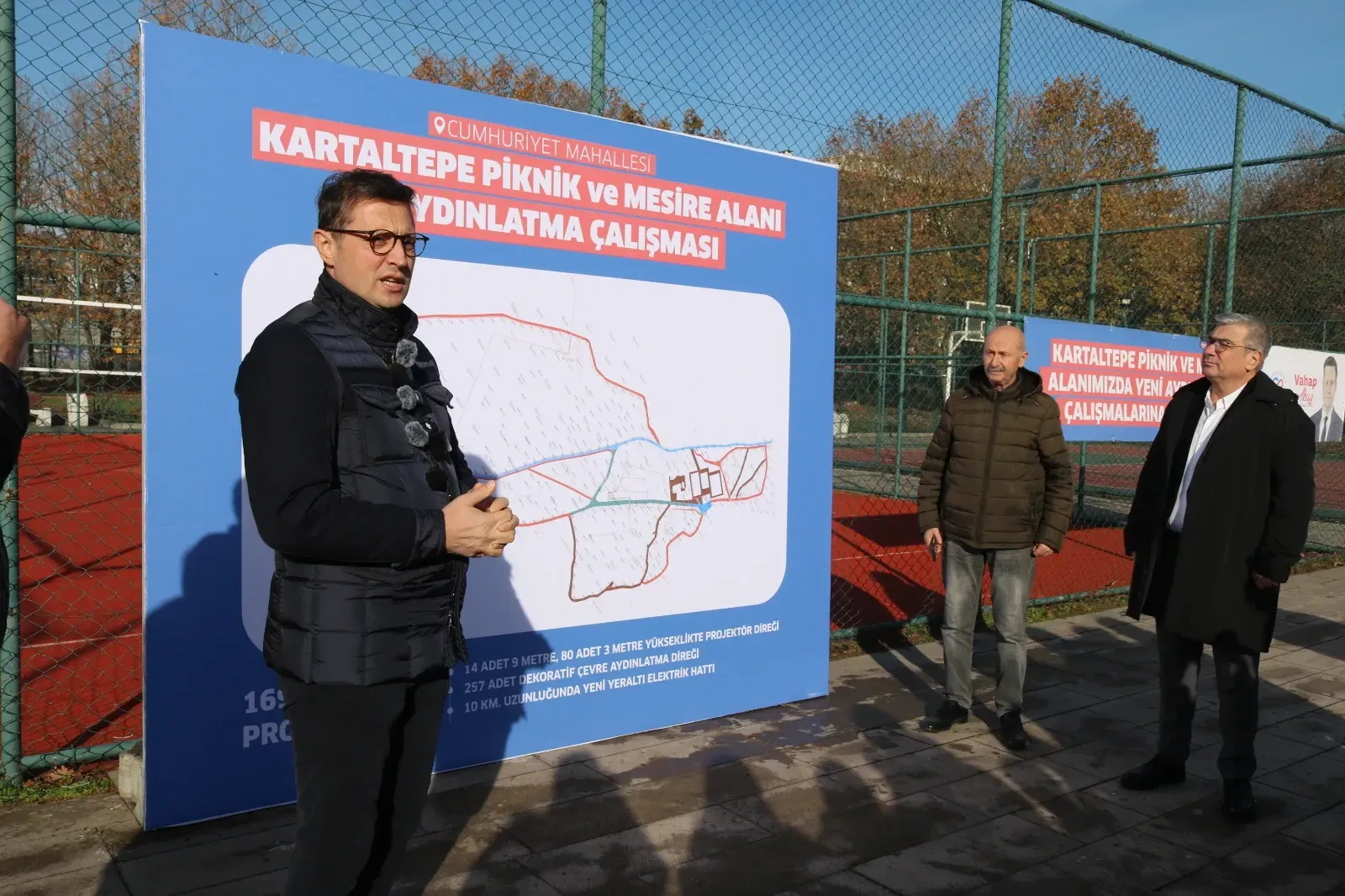 Başkan Akay, Kartaltepe Mesire Alanı’ndaki aydınlatma çalışmalarıyla ilgili açıklama yaptı