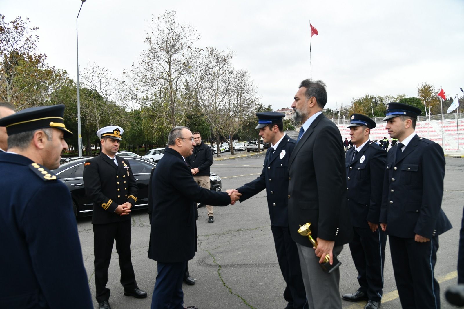 Vali Soytürk’ten dereceye giren polis memurlarına tebrik