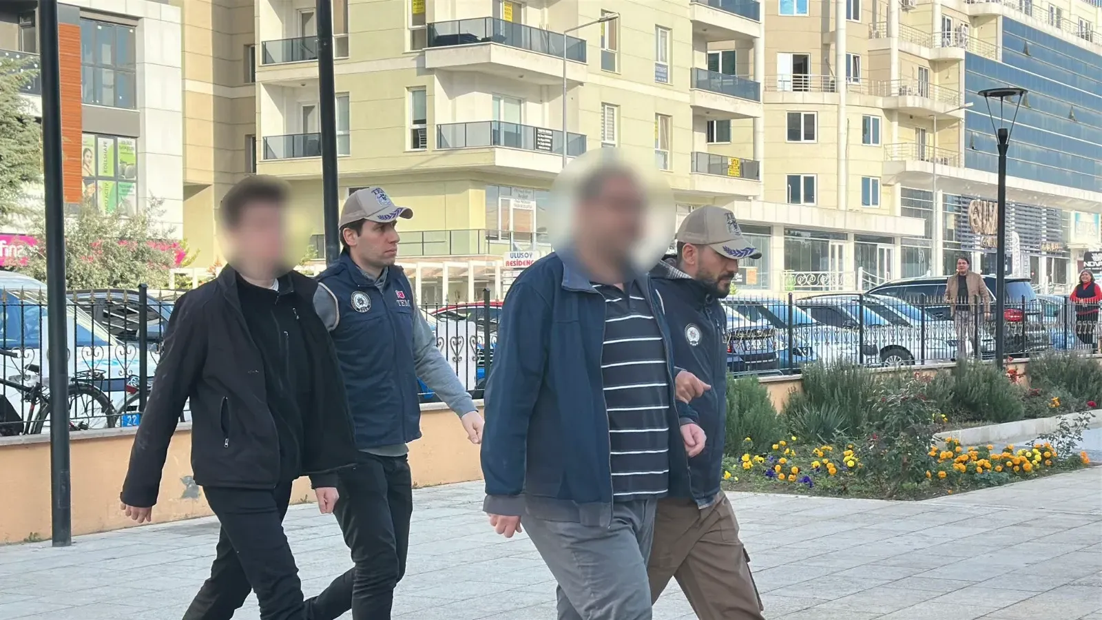 Fetö operasyonlarında 6 tutuklama