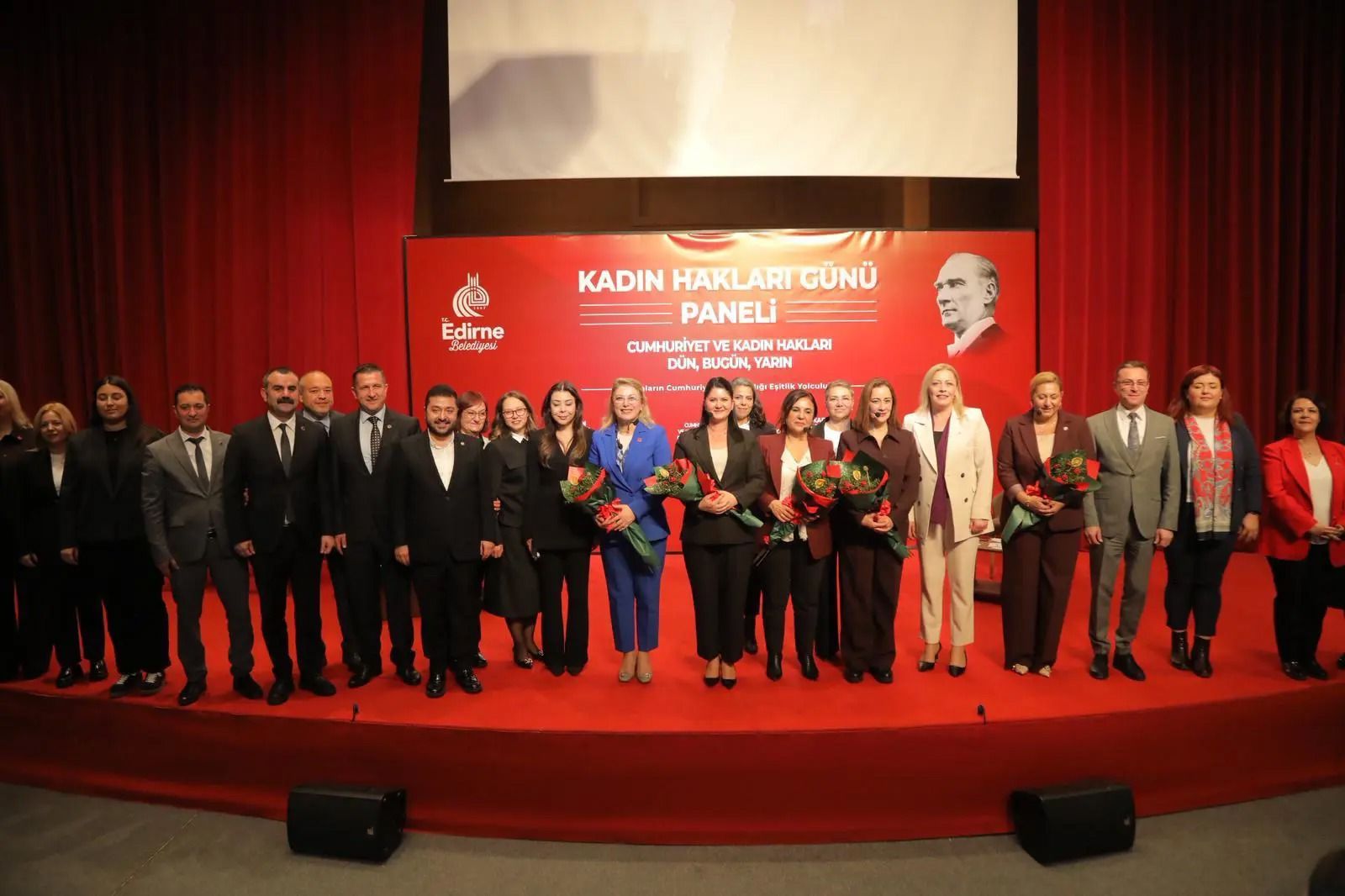 'Cumhuriyet ve Kadın Hakları – Dün, Bugün, Yarın’  temalı panel düzenlendi