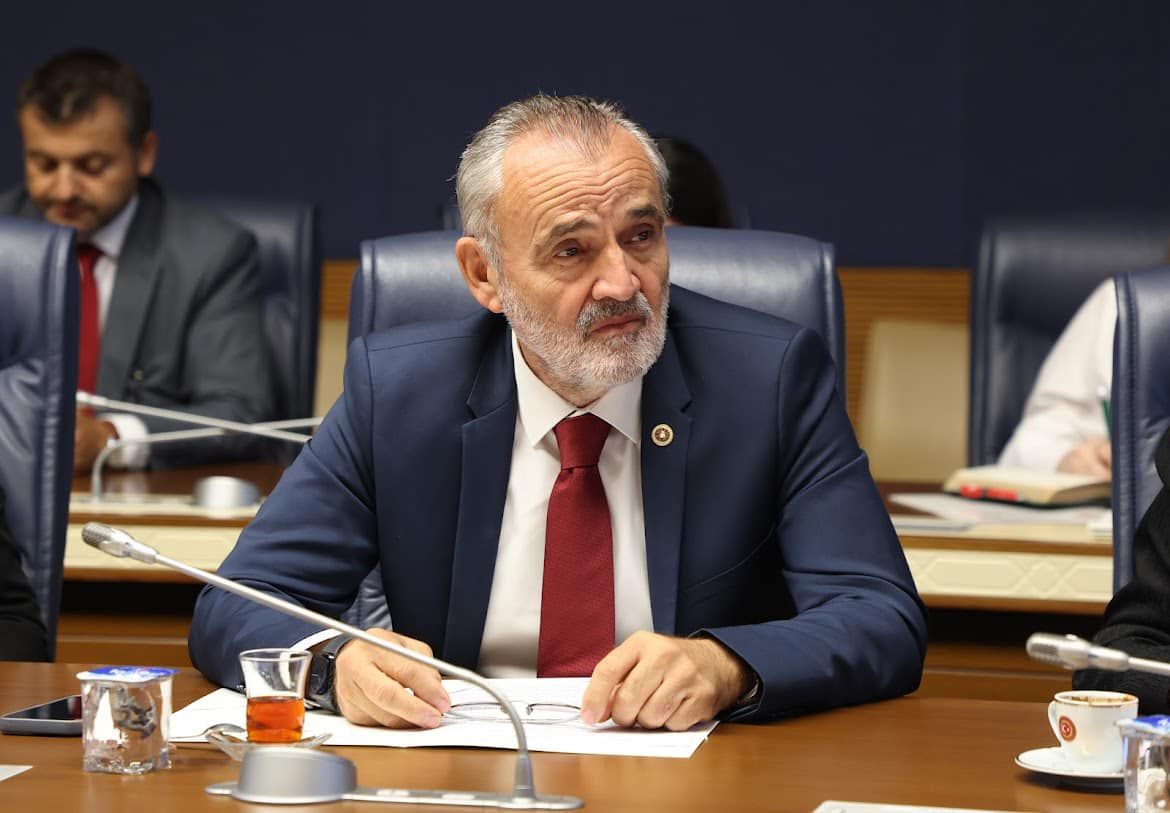 “Yanan alanlar meşe ile yeniden hayat bulmalıdır”