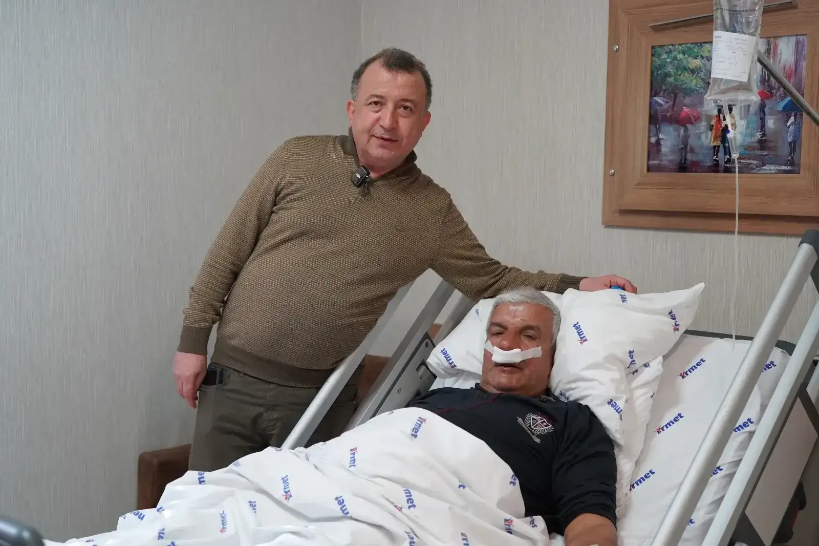 Burnundan 100 gramlık taş çıktı