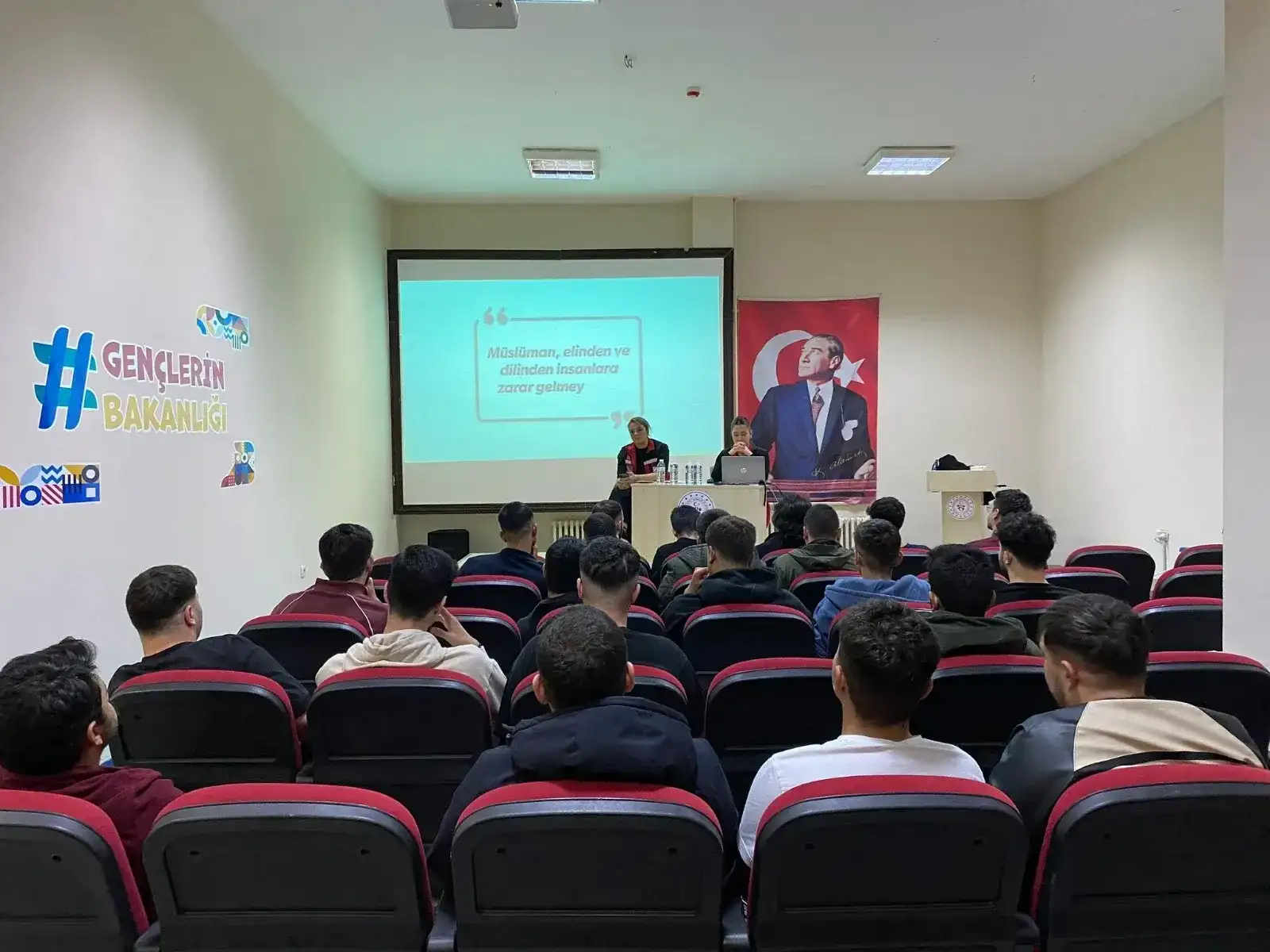 Kadına Yönelik Şiddetle Mücadelede Gençlere Farkındalık Eğitimi verildi