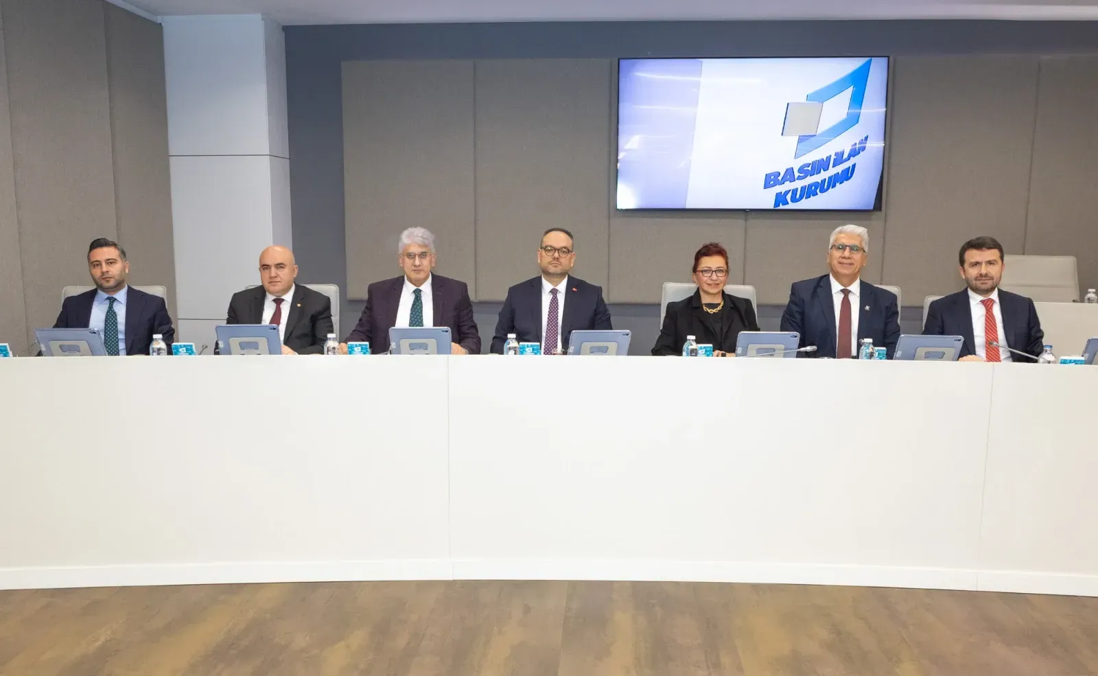 “Yapay zeka, haberciliği güçlendiren bir kaynak olmalı”