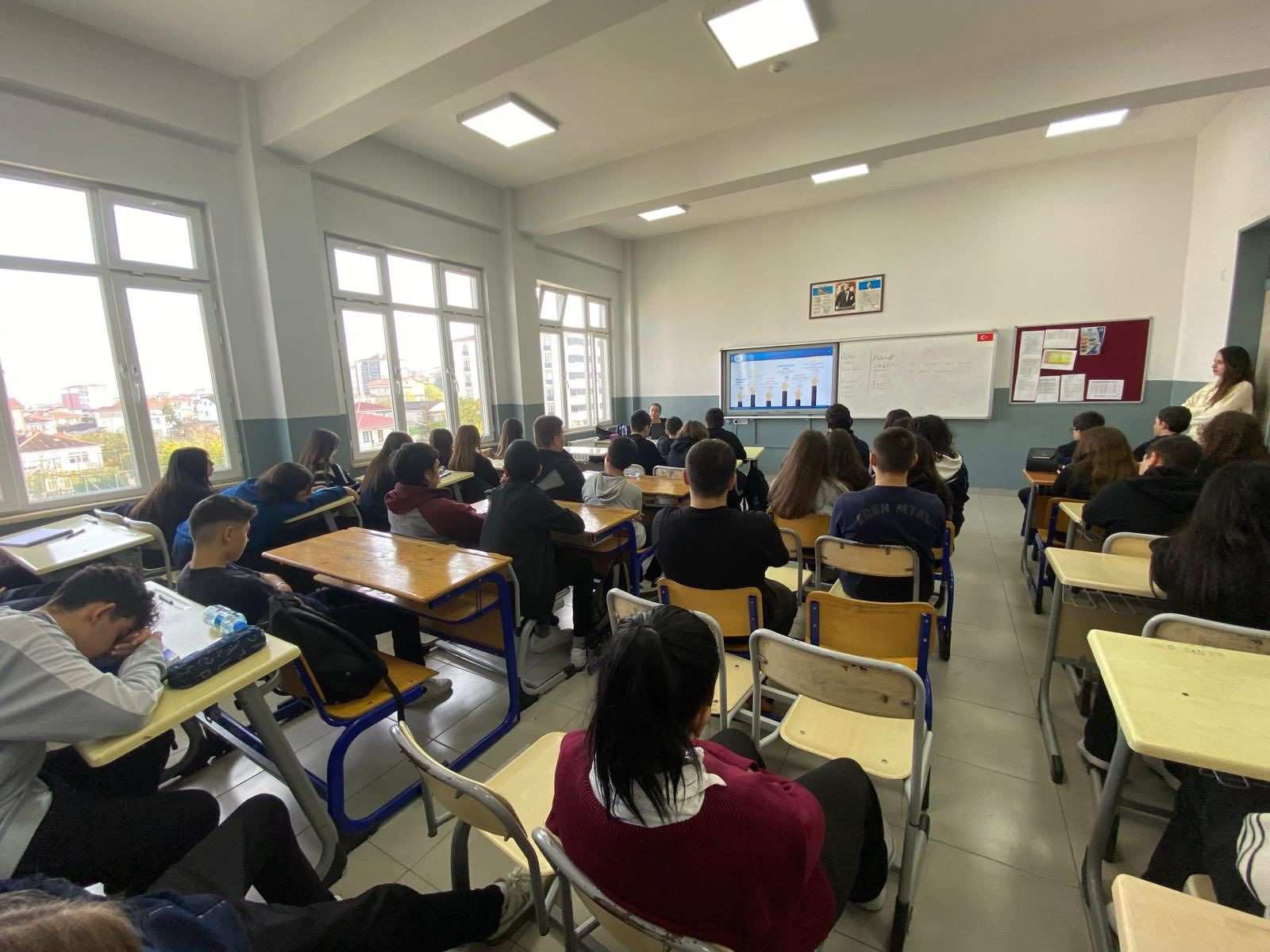 Meslek seçiminin önemi ve meslek liselerinin avantajları anlatıldı