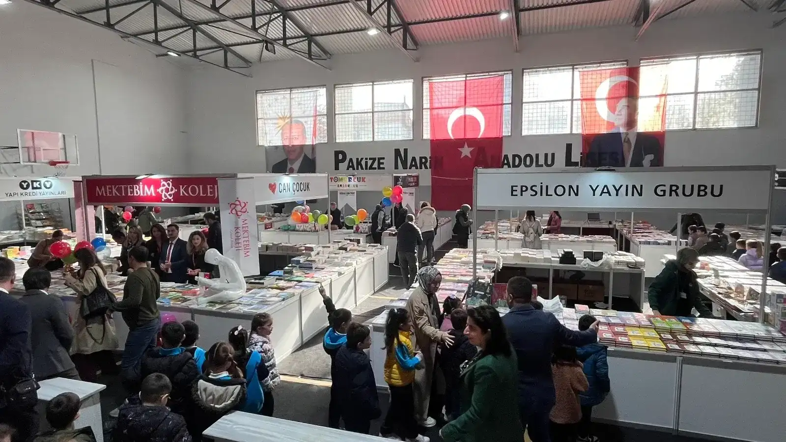 Çerkezköy 1. Geleneksel Kitap Fuarı kapılarını açtı