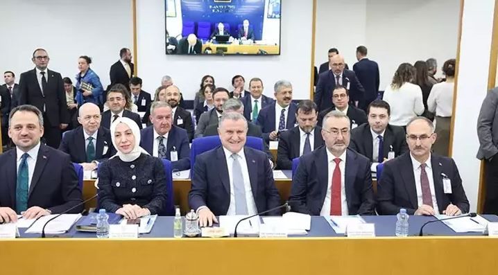 Bakan Bak: Lisanslı sporcu sayımız 17 milyon 835 bine ulaştı