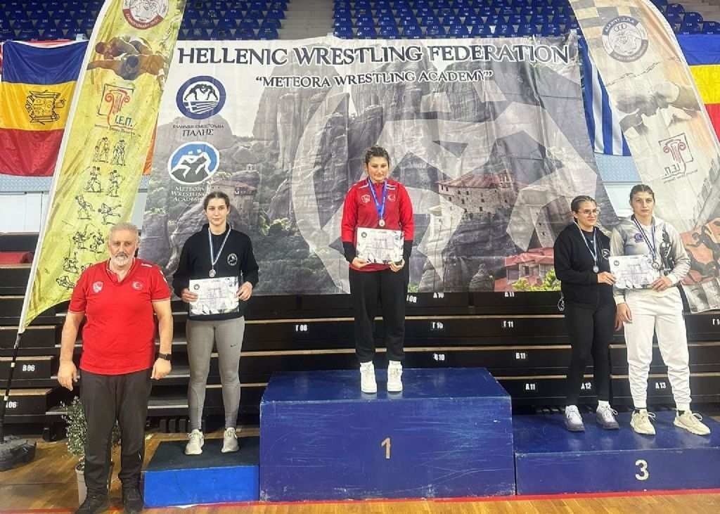 Çorlulu güreşçi, U-17 kategorisinde şampiyon oldu