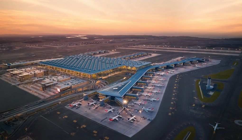 Havayolu ile seyahat eden yolcu sayısı 211 milyonu aştı