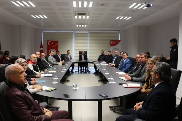 Deprem tatbikatı öncesi koordinasyon toplantısı