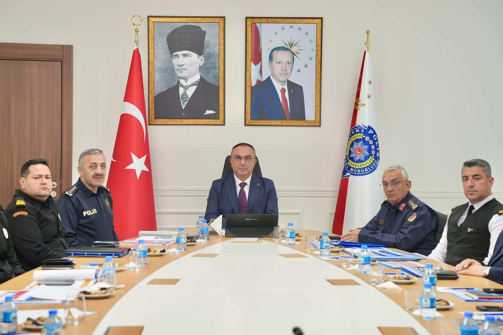 Asayiş ve güvenlik önlemleri masaya yatırıldı
