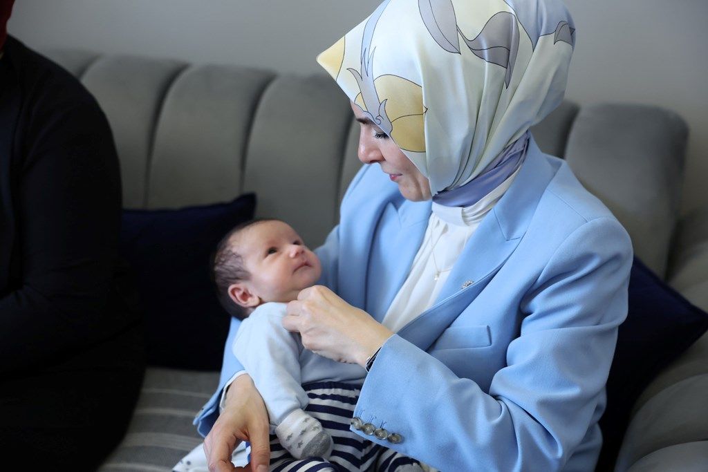 Ekim ayı doğum yardımı ödemeleri hesaplara yatırıldı