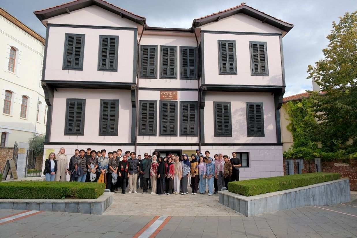 Kırklareli’nin tarihi ve kültürel zenginliklerini keşfettiler