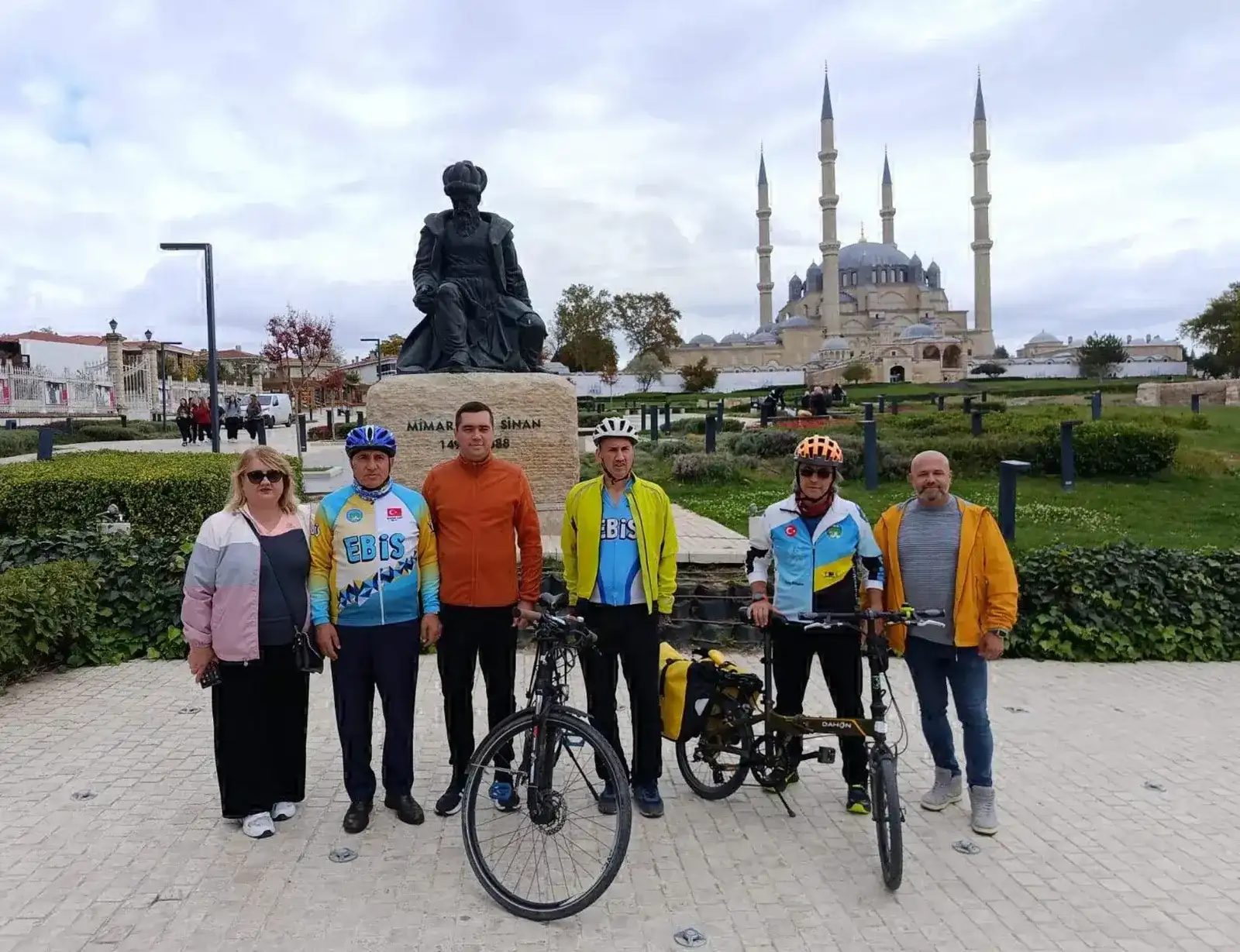 Edirne Cumhuriyet Kupası Bisiklet Yol Yarışı için kayıtlar başladı