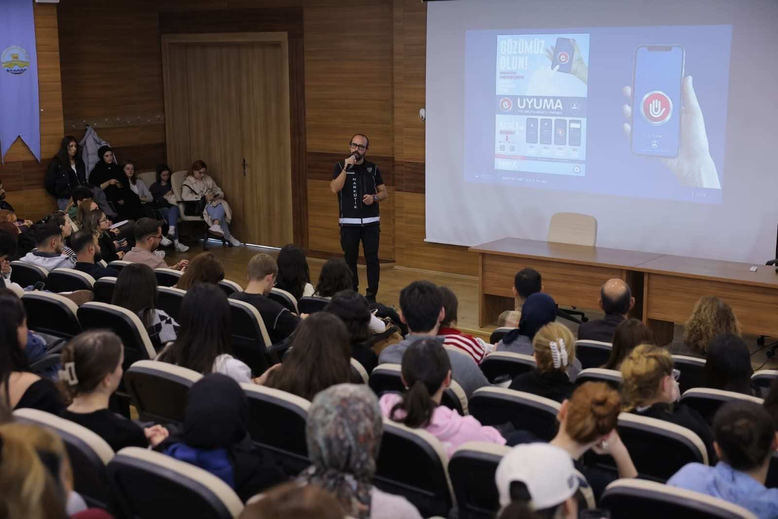 “Narko Gençlik Eğitimi” verildi