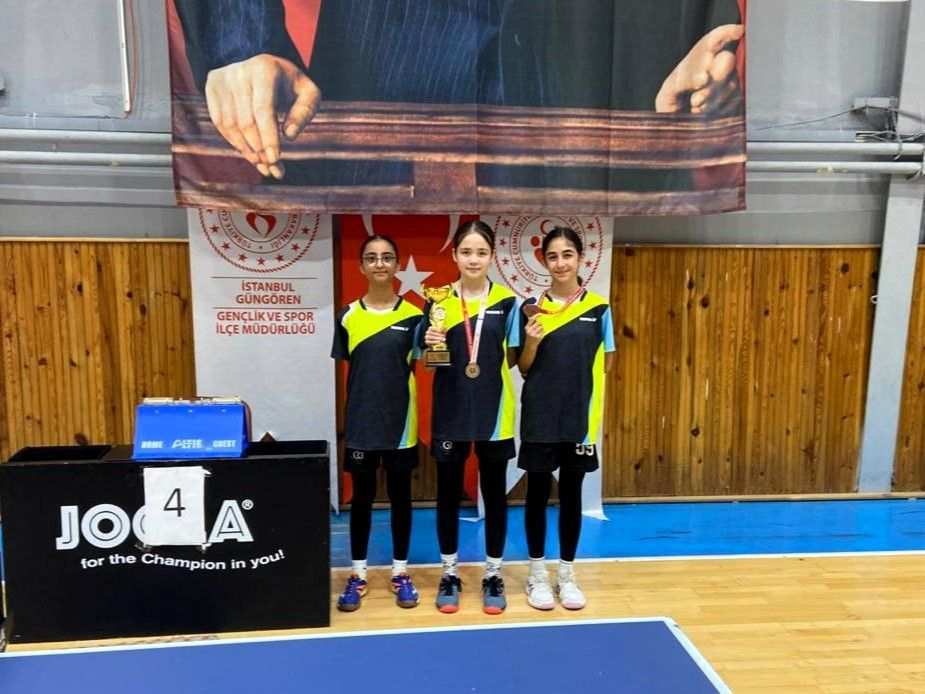 Çerkezköylü sporcular, İstanbul’dan madalyalarla döndü