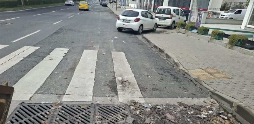 Mazgal ve kanalizasyon giderleri temizleniyor