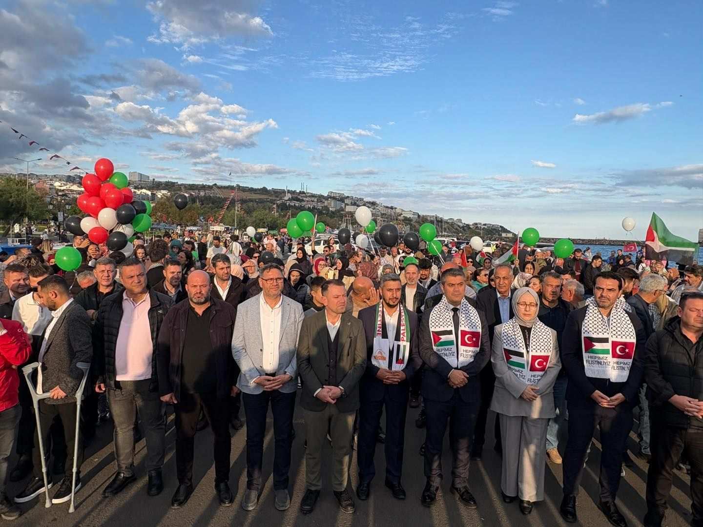 Filistin’e destek mitingi düzenlendi