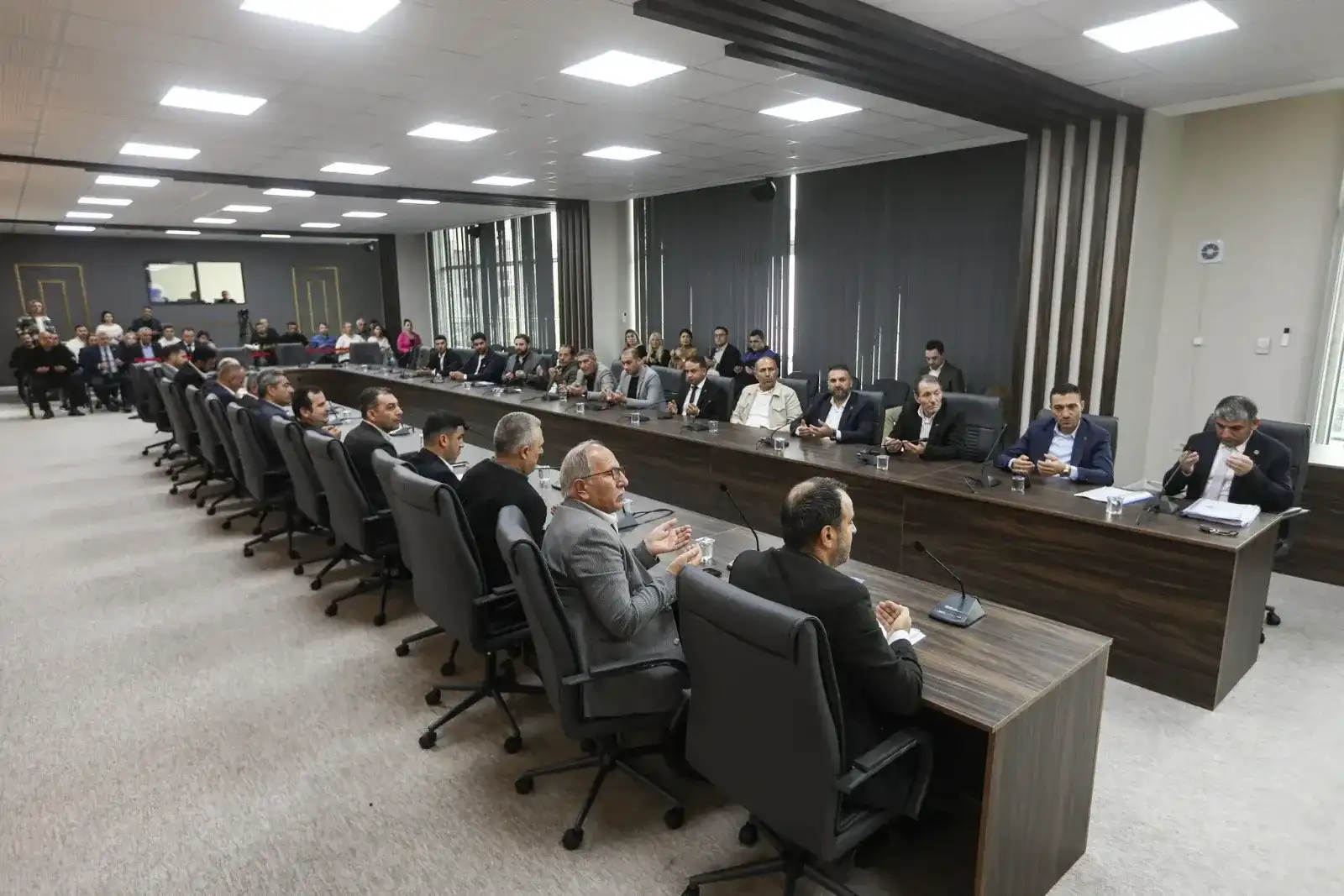 Kapaklı’da gergin toplantı