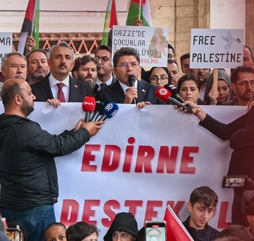 Bakan Tunç: Milletçe Filistinli mazlumların yanında olmaya devam edeceğiz