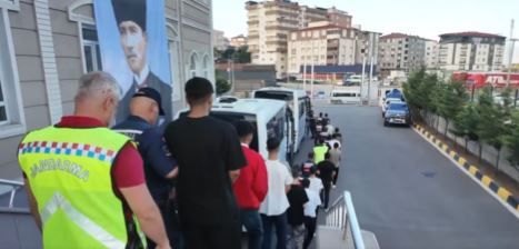 Kirli para ağına dev darbe! Milyarlık suç ağı çökertildi