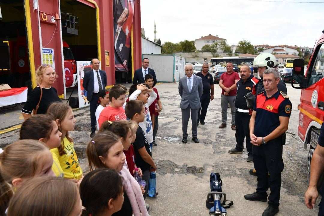 Öğrencilere itfaiyecilik mesleği tanıtıldı
