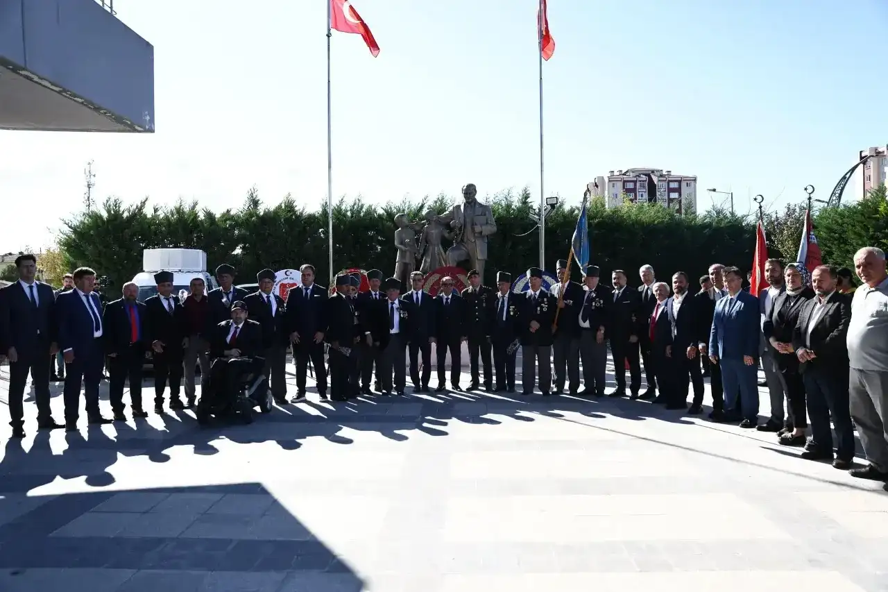 19 Eylül, Türk kahramanlığının taçlandığı gündür