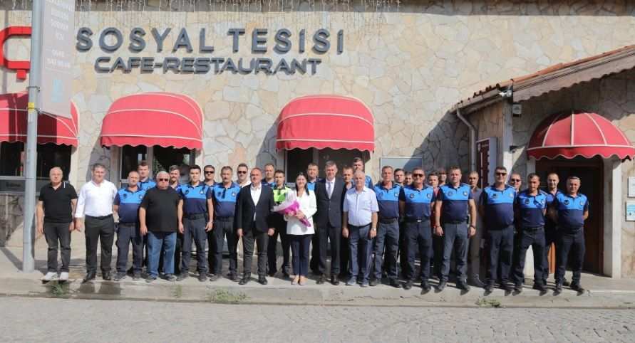 Başkan Gencan Akın, zabıta personelleriyle bir araya geldi