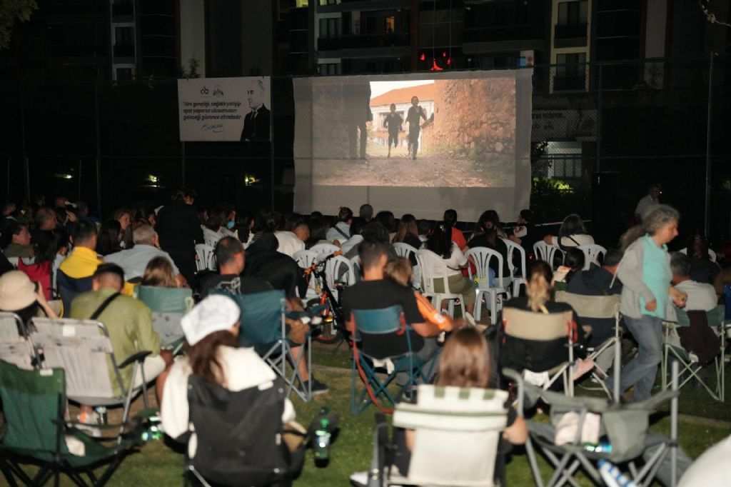 “Atatürk 1881-1919” filmi gösterildi