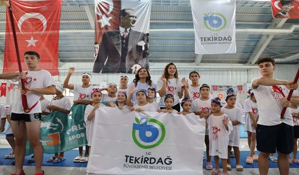 Çerkezköy’de zafer için kulaç attılar