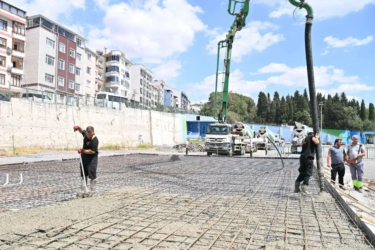 İlk beton atma işlemi gerçekleştirildi