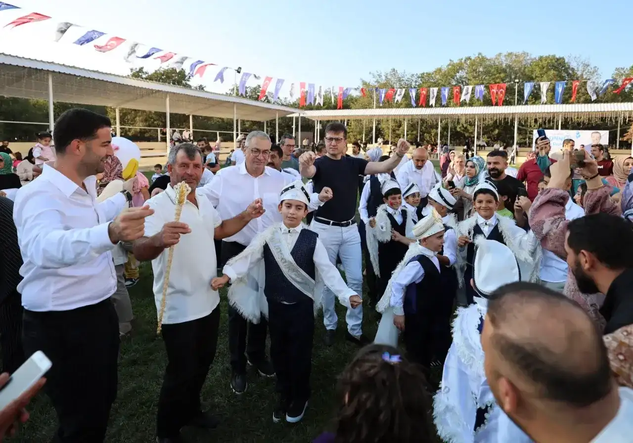 Tepe Piknik Alanı’nda renkli Sünnet Şöleni