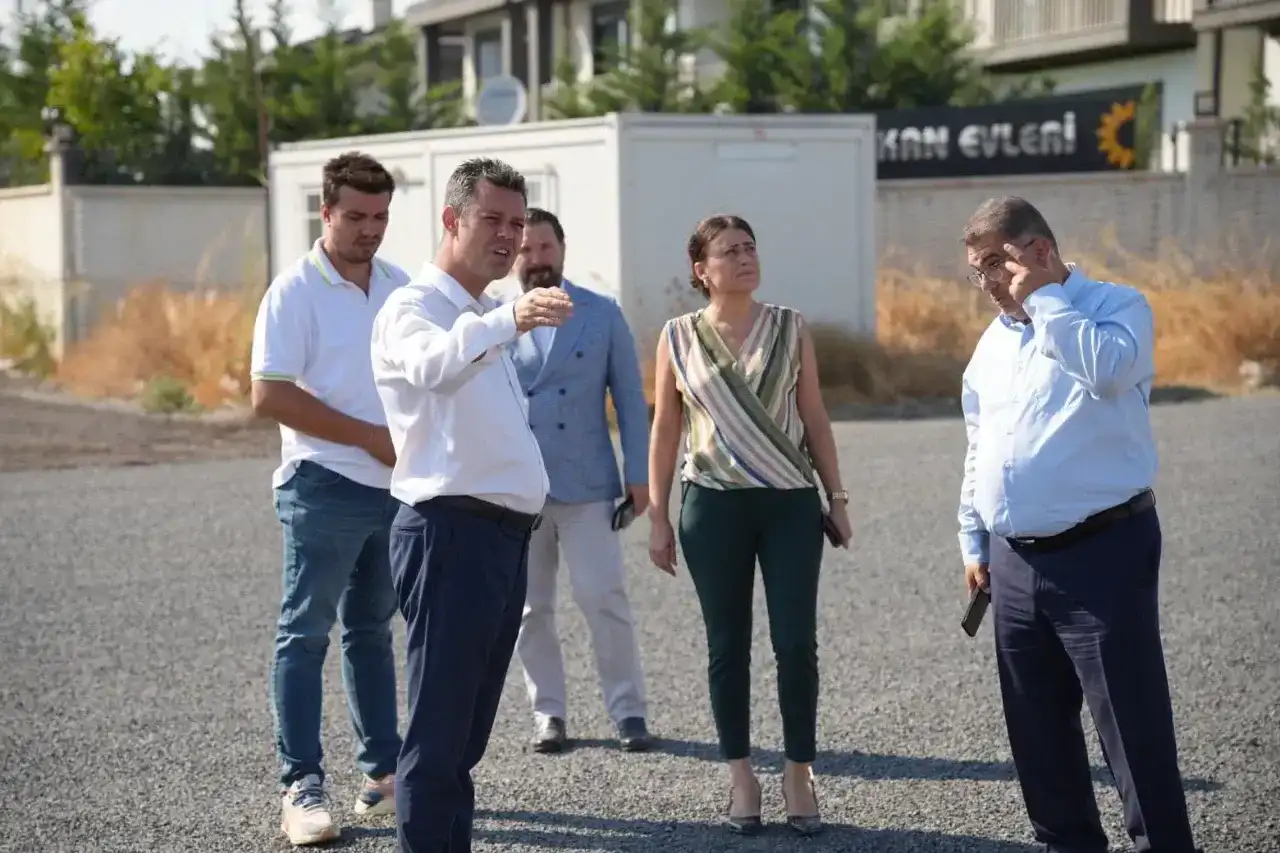 Sarıkurt, yol ve altyapı çalışmalarını inceledi