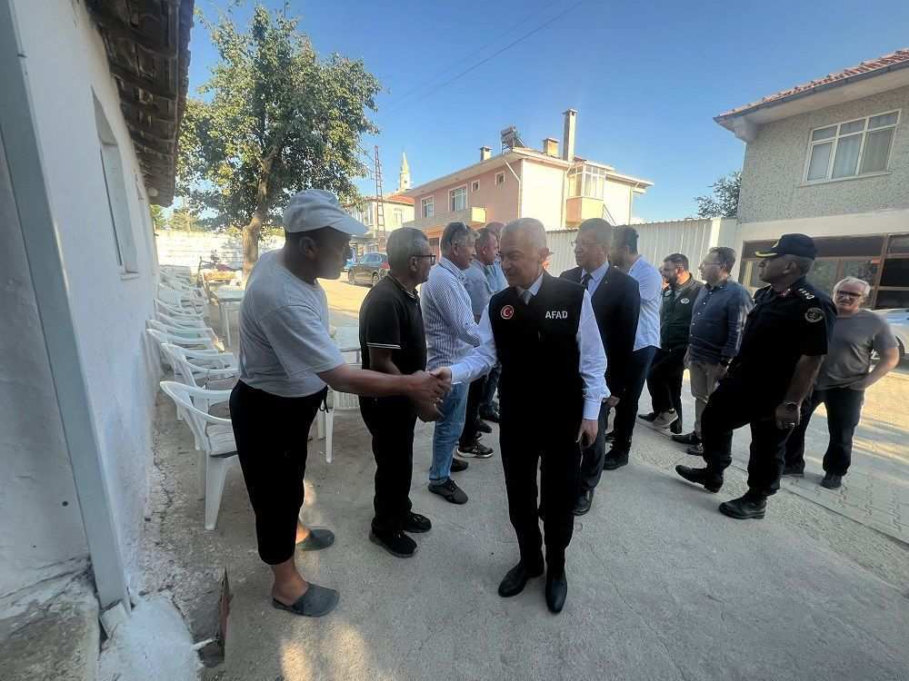 Vali Turan’dan Taşağıl Köyü’ne ziyaret