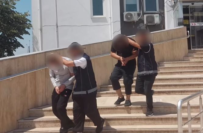 Bir haftada 102 şüpheli göçmen kaçakçılığı organizatörü yakalandı