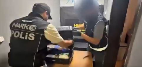 Zehir tacirlerine ağır darbe
