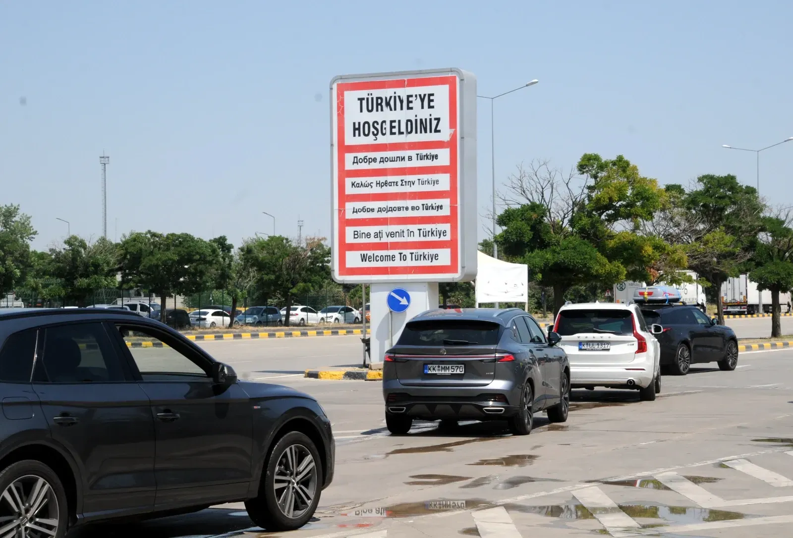 Gurbetçilerin Kapıkule'den ana vatana girişleri sürüyor