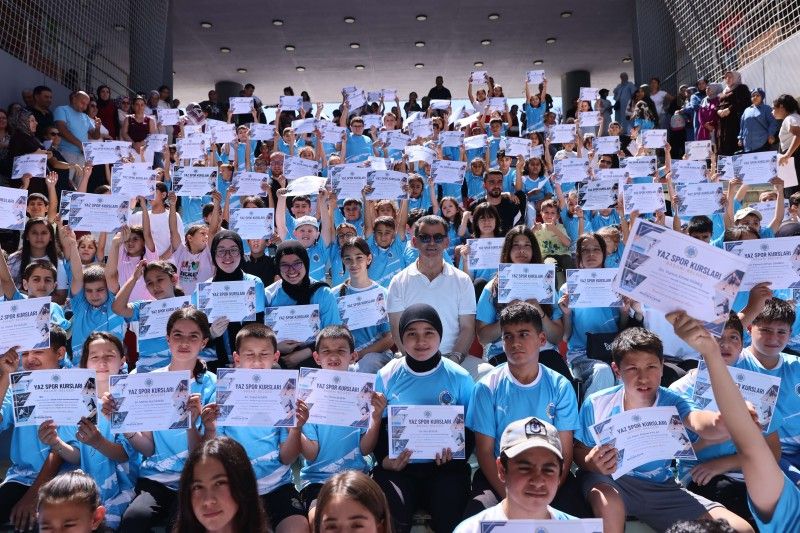 Yaz Spor Okulları’nda 2 bin 500 öğrenci eğitimlerini tamamladı