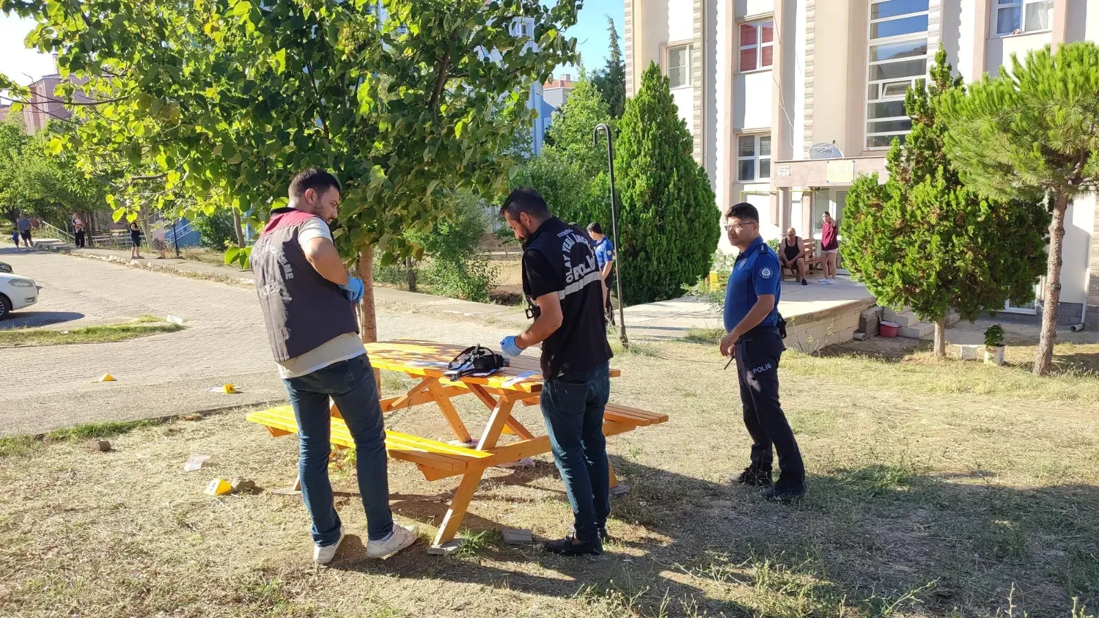 3 günlük yaşam mücadelesini kaybetti