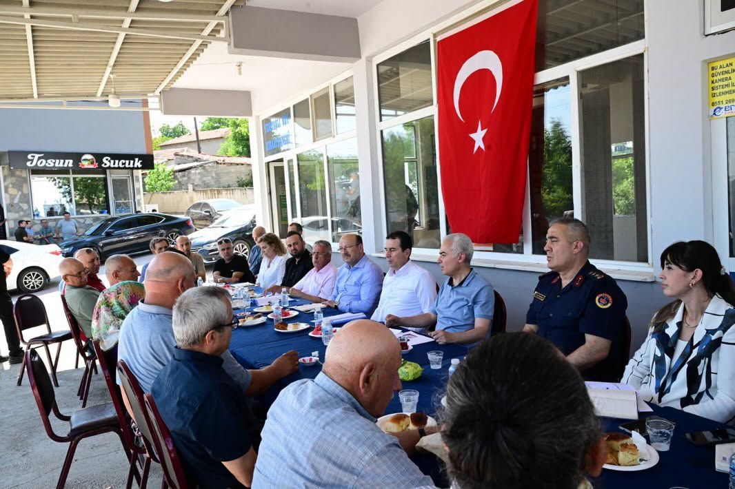 Turan, Lüleburgaz'ın 5 köyünde hasat bereketine ortak oldu