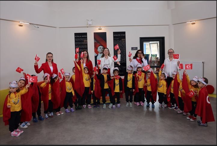 Farklı eğitim yaklaşımları bir arada kullanılıyor