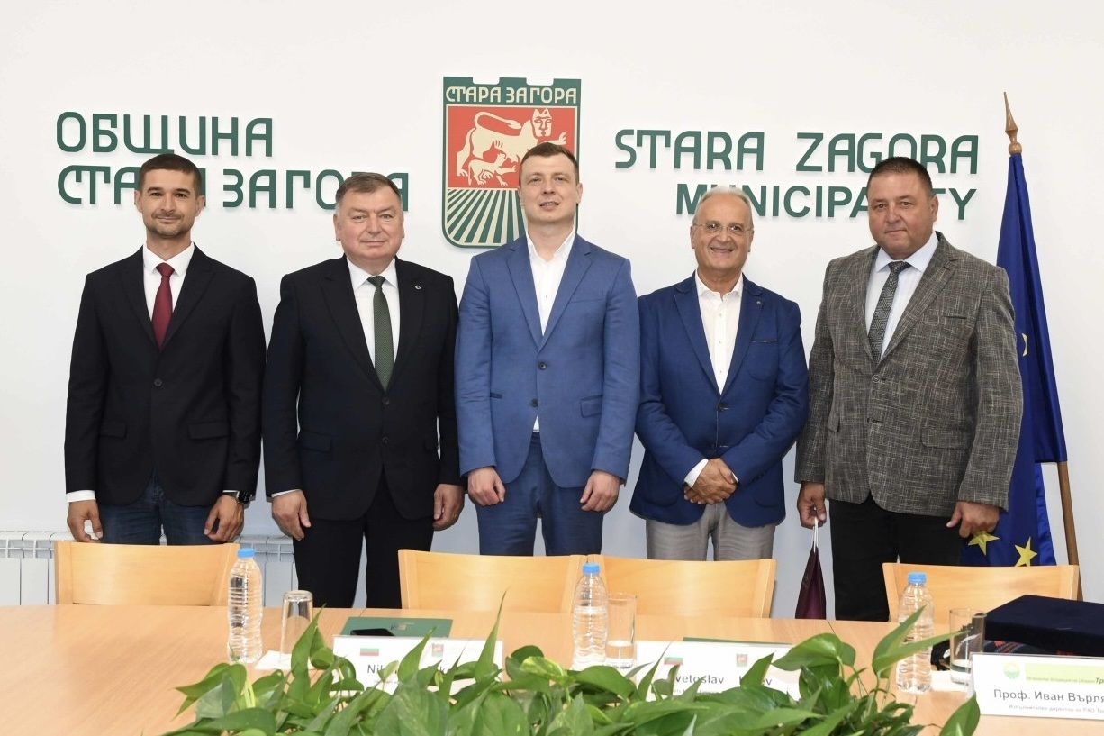 Ortak projeler için masaya oturdular