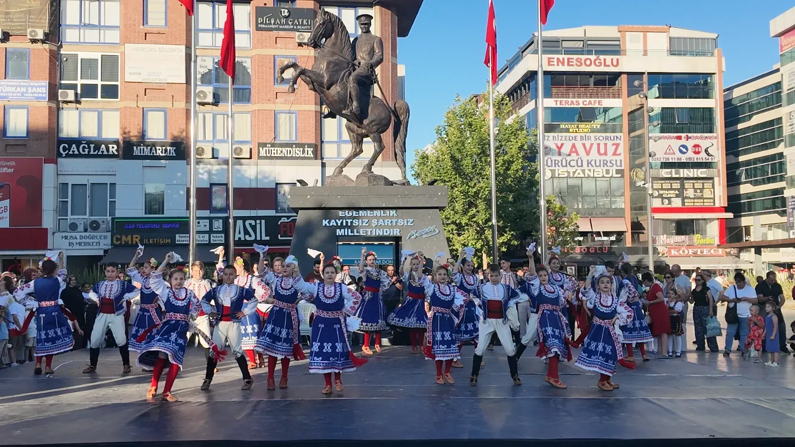 Farklı kültürlerin ritimleri Çerkezköy’de buluştu