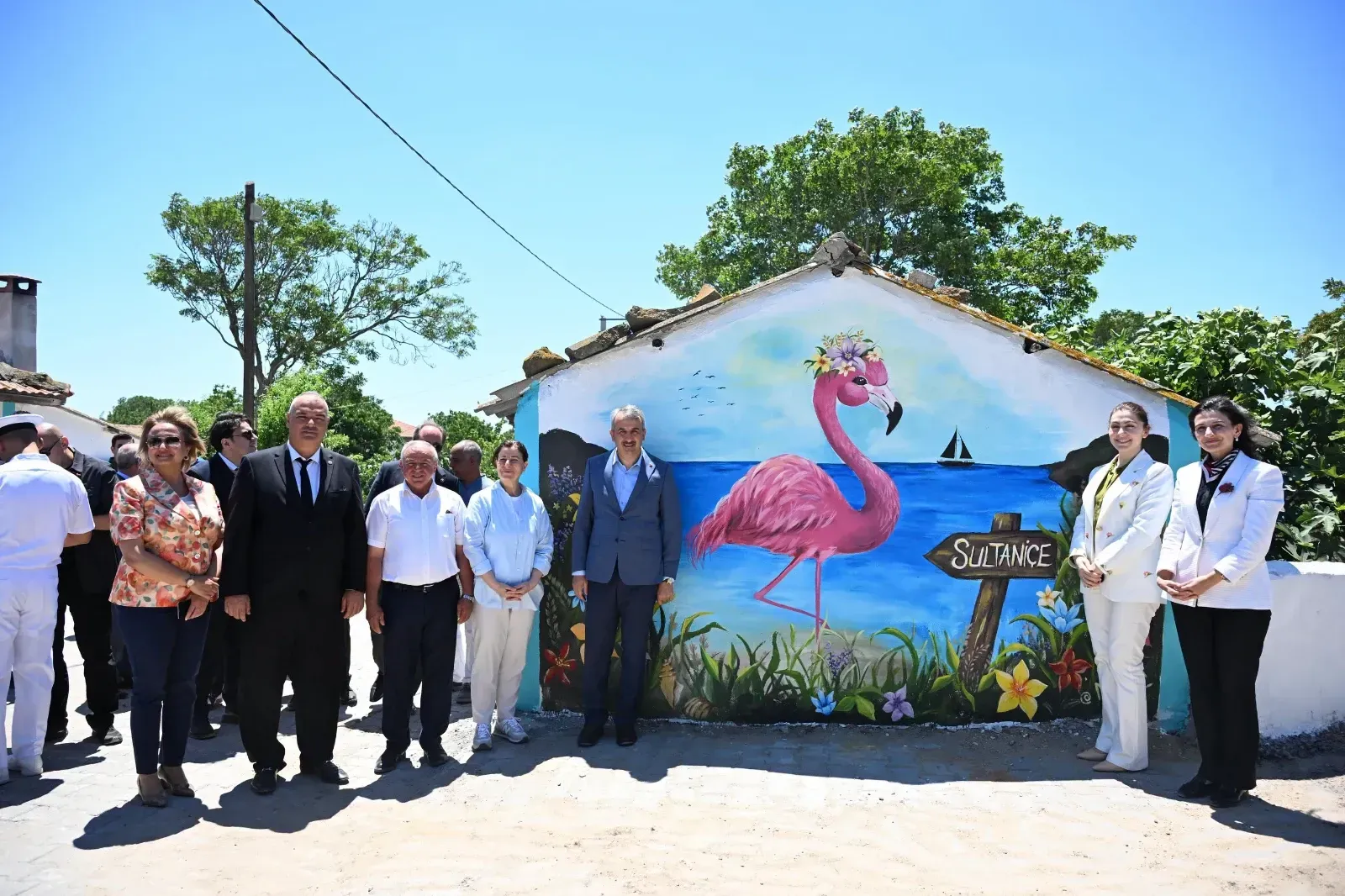 “Çiçek Gibi Enez Projesi” ile köy, açık hava platosuna dönüştü